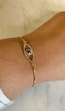 Load image into Gallery viewer, Gold Eye Bracelet
